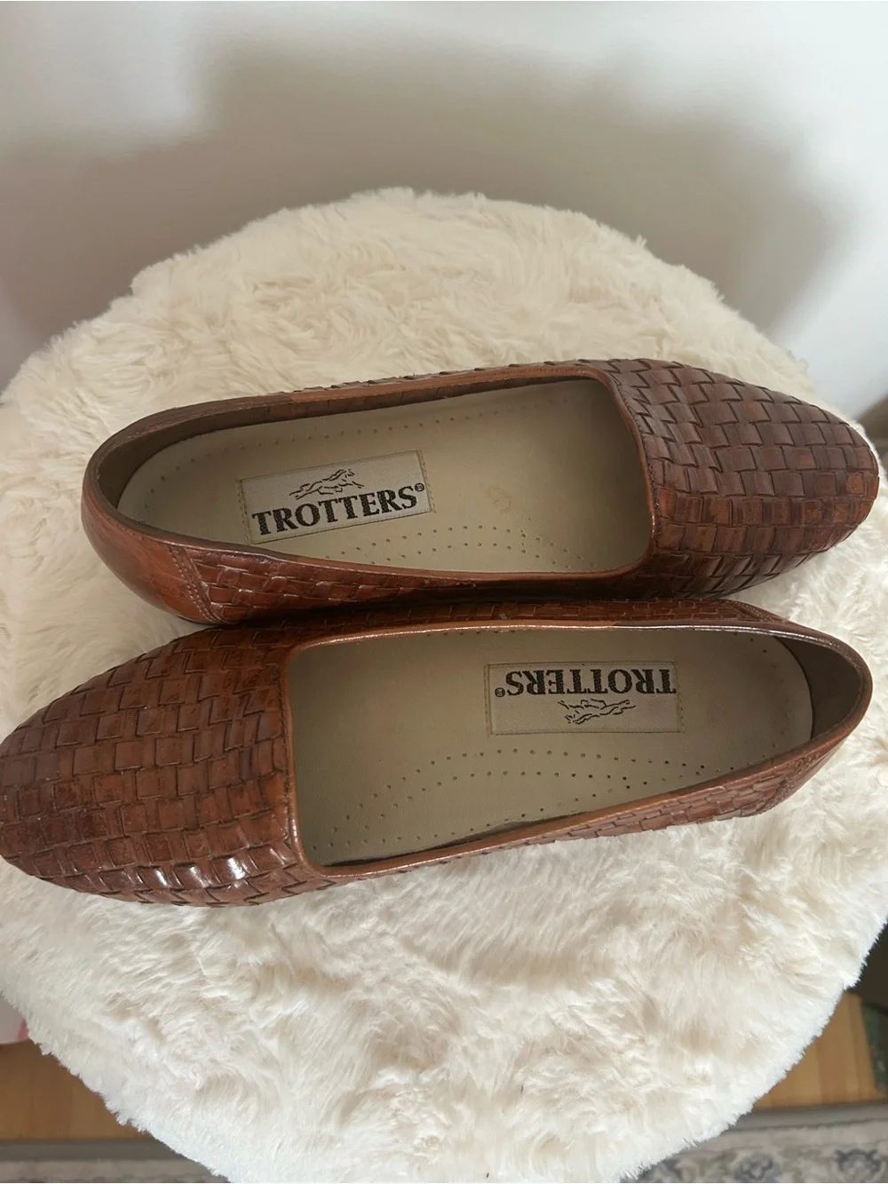 Trotters Cognac Brown Woven Leather Slip-On Loafers, Size 7M, Pre- Owned, EUC